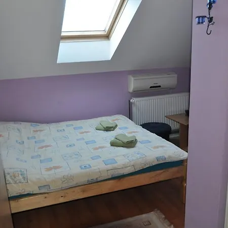 Sobe Tron Palić